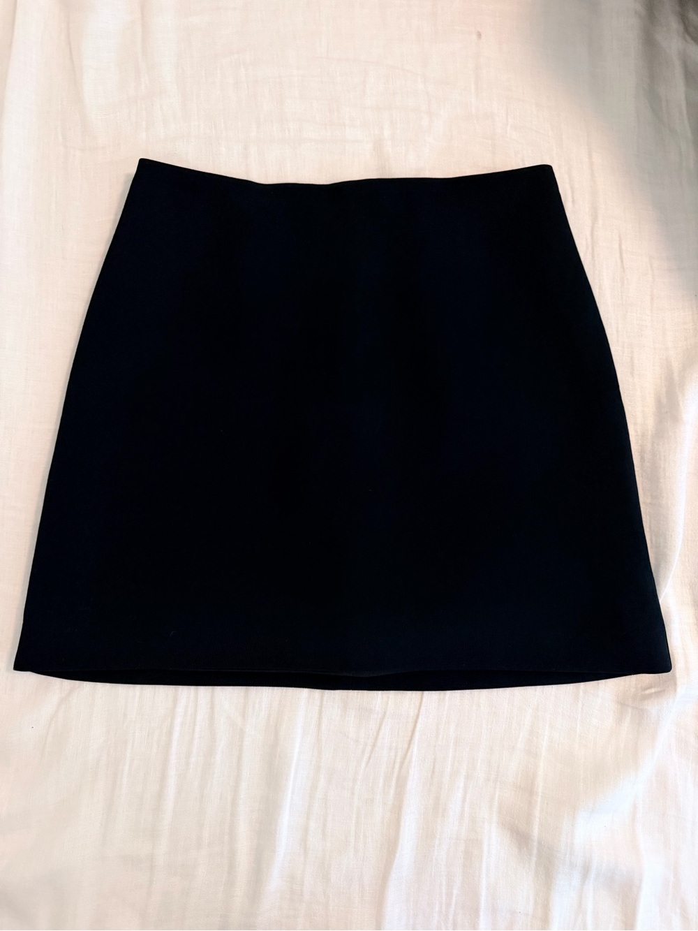 Aritzia Wilfred Classic Black Mini Skirt